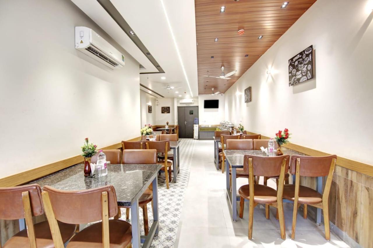 Hotel Almora Sky Near By Delhi International Airport With - Free Airport Pickup And Drop Nova Deli Exterior foto